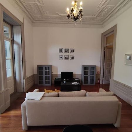 Alvares Cabral Apartamento C Apartment Porto Luaran gambar