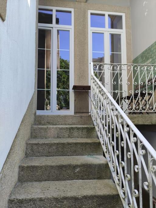 Alvares Cabral Apartamento C Apartment Porto Luaran gambar